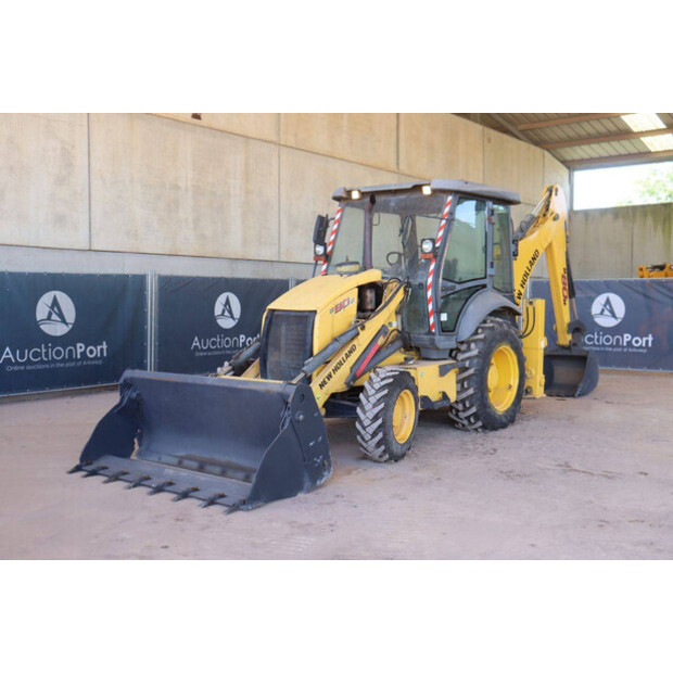 2017 New Holland B80B-49149883