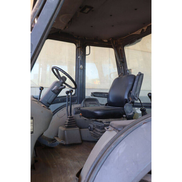 2017 New Holland B80B-49149904