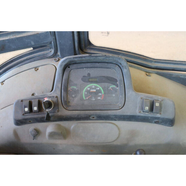 2017 New Holland B80B-49149911