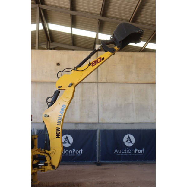 2017 New Holland B80B-49149922