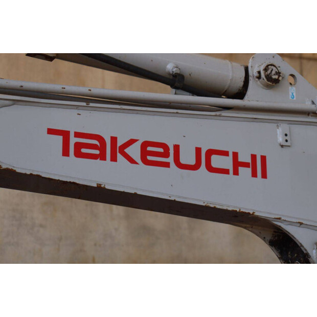 2019 TAKEUCHI TB235-49150005