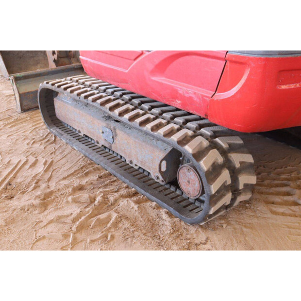 2019 TAKEUCHI TB235-49150015