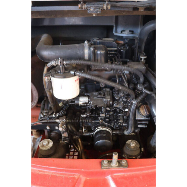 2019 TAKEUCHI TB235-49150020