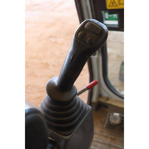 2019 TAKEUCHI TB235-49150028