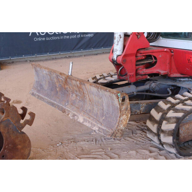 2019 TAKEUCHI TB235-49150034