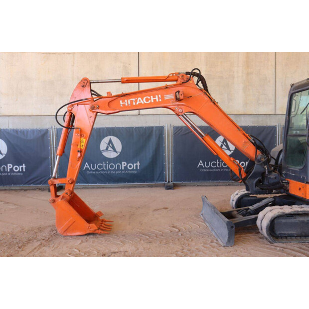 2012 Hitachi ZX65USB-3F-49150104