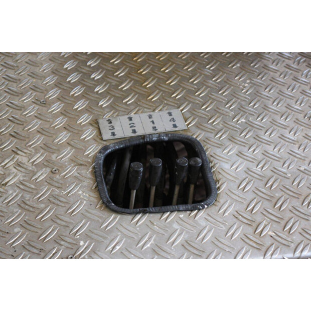 Renault Maxity 120 DXi-49150413