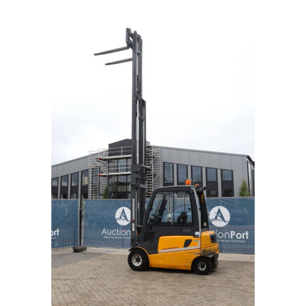 Jungheinrich EFG430-49150970