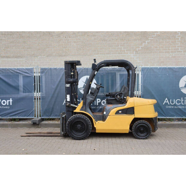 2005 Caterpillar DP30N-49150973