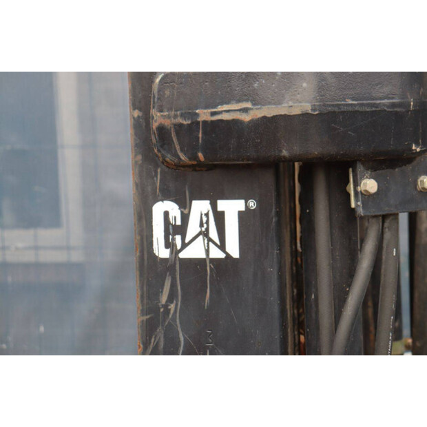 2005 Caterpillar DP30N-49150985