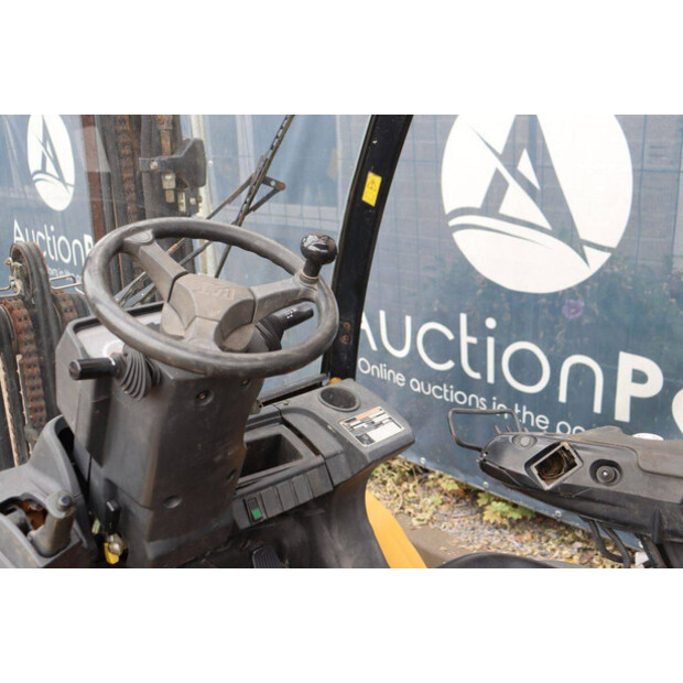 2005 Caterpillar DP30N-49150993