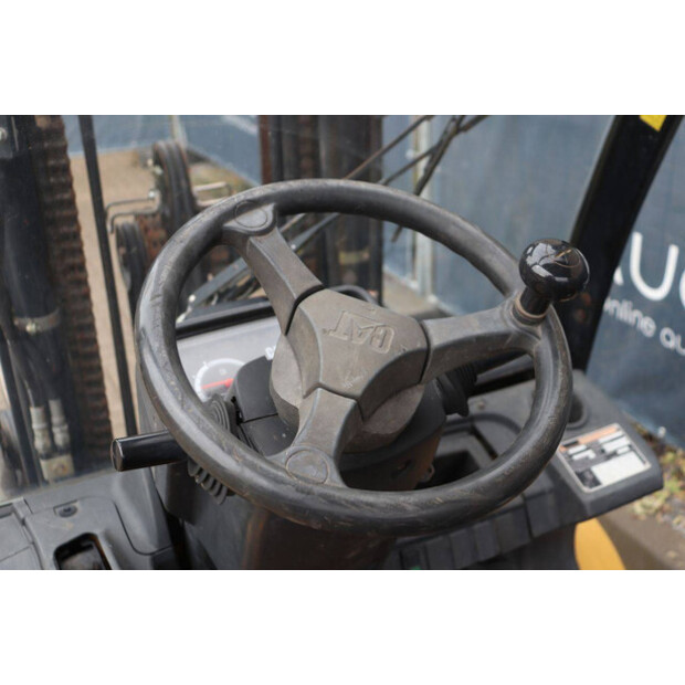 2005 Caterpillar DP30N-49150995