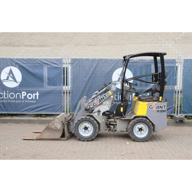 2015 GiANT D254SW-49151008