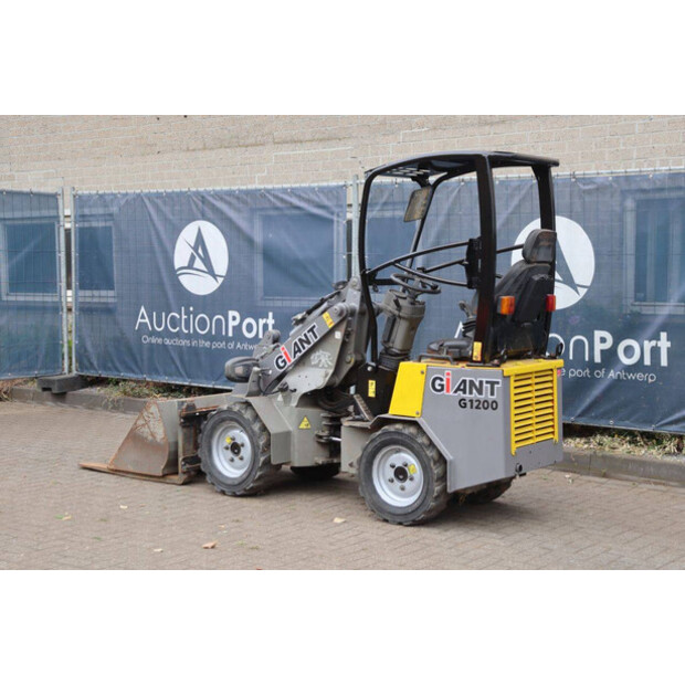 2015 GiANT D254SW-49151009