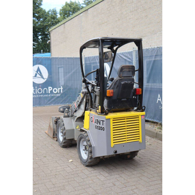 2015 GiANT D254SW-49151010