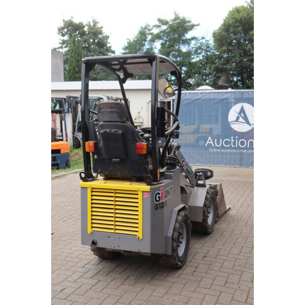 2015 GiANT D254SW-49151012