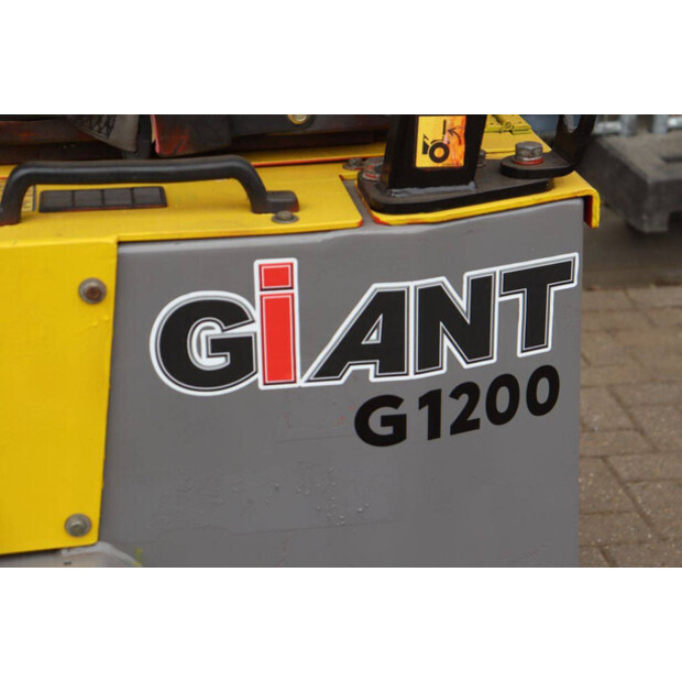 2015 GiANT D254SW-49151024
