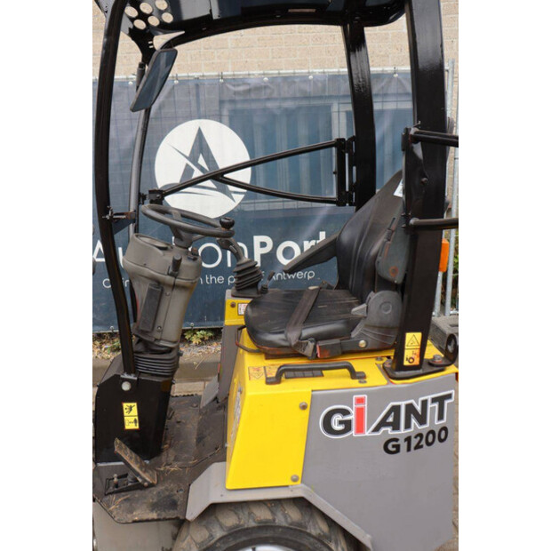 2015 GiANT D254SW-49151027