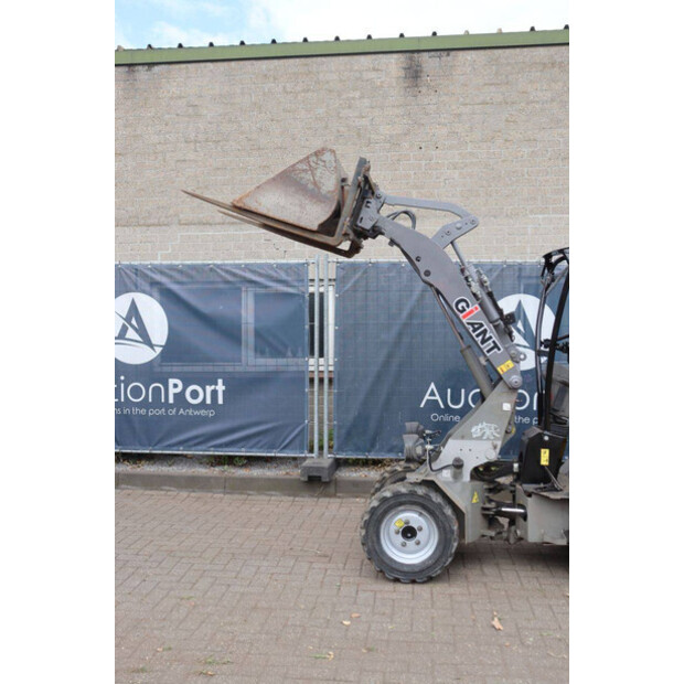 2015 GiANT D254SW-49151041