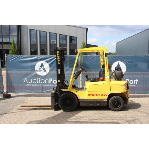 1997 Hyster H3.00XM-49151076