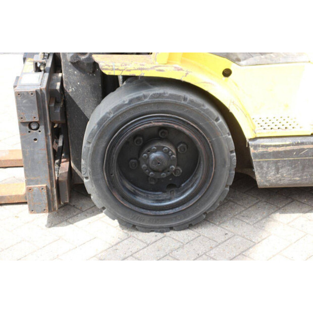 1997 Hyster H3.00XM-49151088