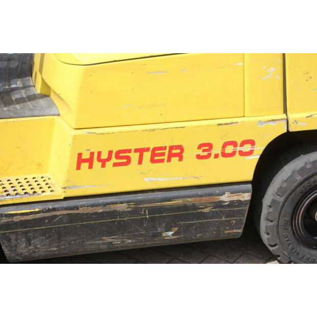 1997 Hyster H3.00XM-49151089