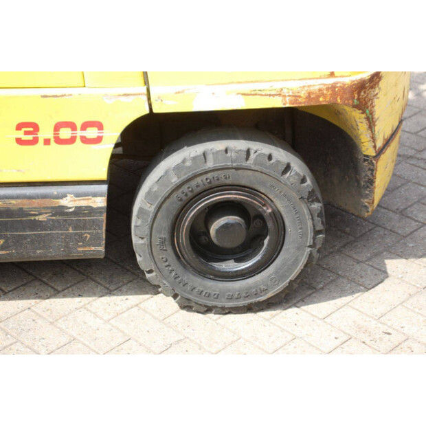 1997 Hyster H3.00XM-49151090