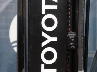 2018-toyota-02-8fgf25-49151193