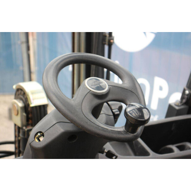 2015 Fenwick-Linde H20T-01-49151241