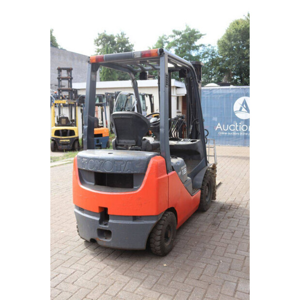 2013 Toyota 02-8FDF18-49151258