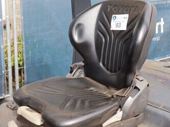 2013-toyota-02-8fdf18-1489344-49151275