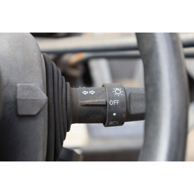 2013 Toyota 02-8FDF18-49151283