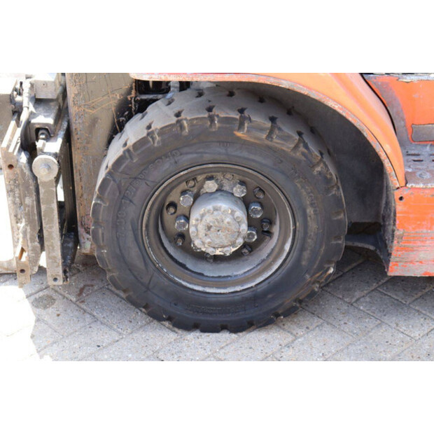 2011 Toyota 42-7FGF25-49151305