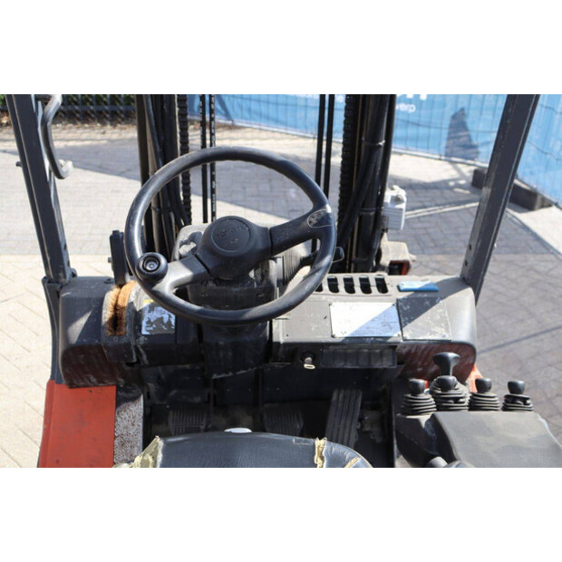 2011 Toyota 42-7FGF25-49151313