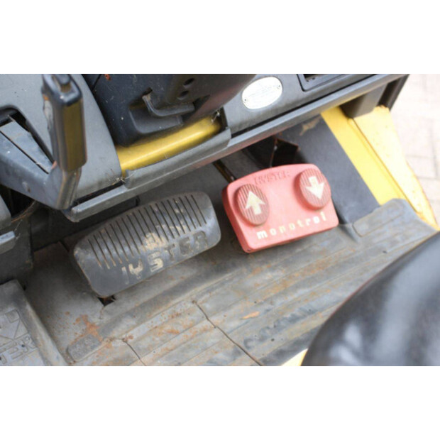 1999 Hyster S3.20XM-49151384
