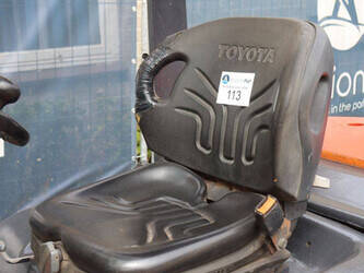 2000-toyota-62-7fdf30-1489352-49151525