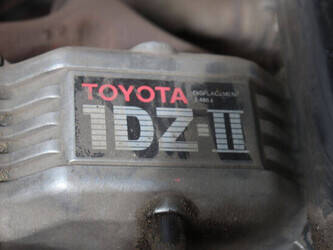 2000-toyota-62-7fdf30-1489352-49151542