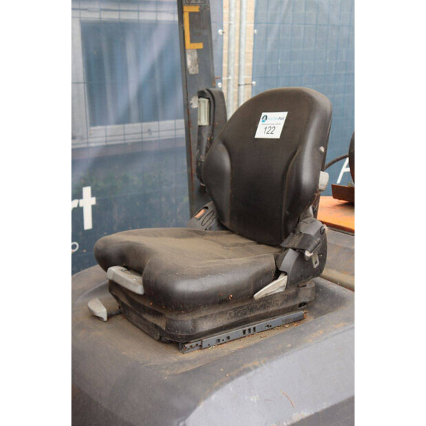 2004 Toyota 42-7FGF25-49151723