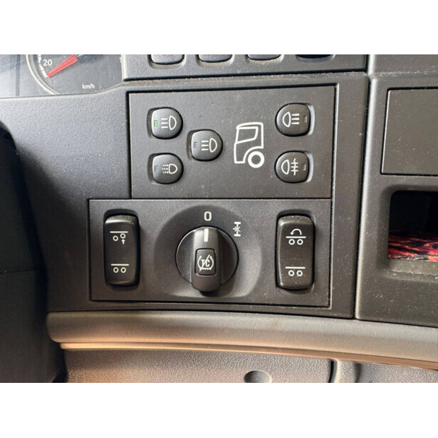 2012 Scania R500-49151850