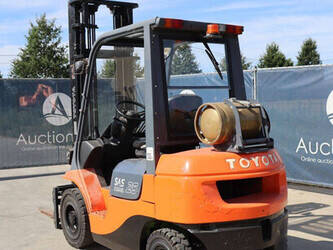 2007-toyota-42-7fgf25-1489368-49151972
