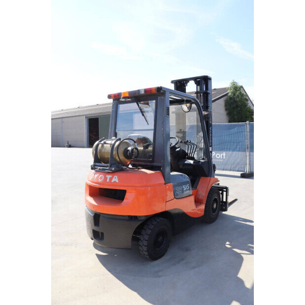 2007 Toyota 42-7FGF25-49151974