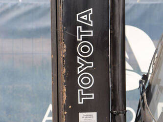 2007-toyota-42-7fgf25-1489368-49151980