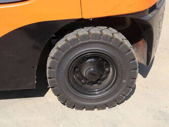 2007-toyota-42-7fgf25-1489368-49151983