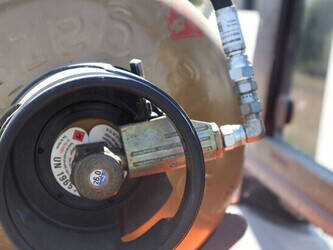 2007-toyota-42-7fgf25-1489368-49151988