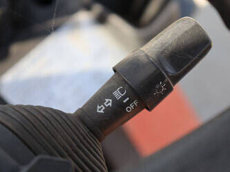 2007-toyota-42-7fgf25-1489368-49151995