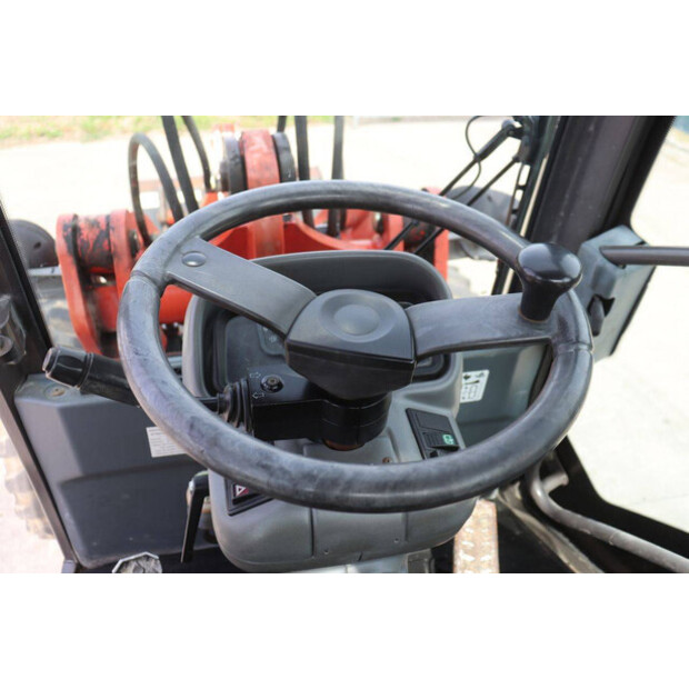 2005 احلامن AL80-49152035