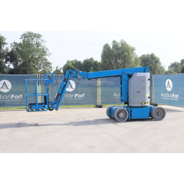 2007 Genie Z-30/20N-49152046