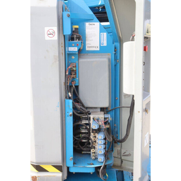 2007 Genie Z-30/20N-49152073