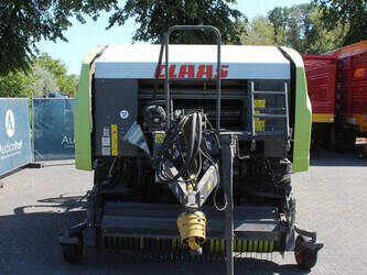 2011-claas-rollant-455-49152248