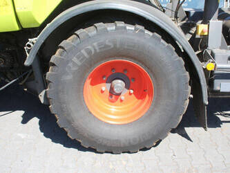 2011-claas-rollant-455-49152257